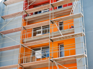 Chi deve pagare le spese condominiali straordinarie deliberate dopo la proposta d’acquisto?
